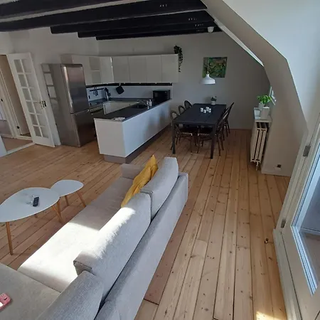 City Central Double Room 20 With Free Parking *
